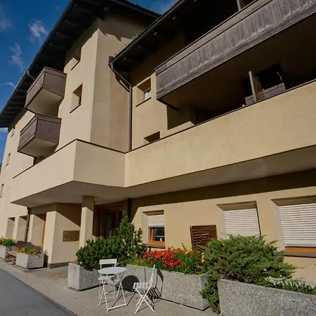 Apartment Chesa Munteratsch 2-zimmerwohnung 302 Typ E