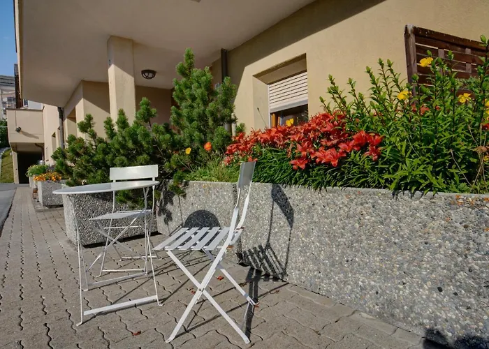 Chesa Munteratsch 2-zimmerwohnung 302 Typ E Apartman *