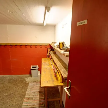 Chesa Munteratsch 2-zimmerwohnung 302 Typ E アパート
